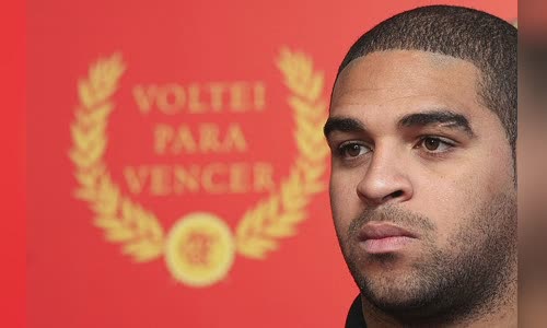 Adriano (footballer, born 1982)
