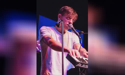 Robert DeLong