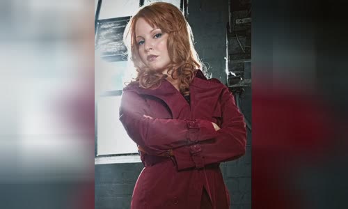 Lauren Ambrose