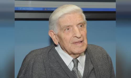 Anton Vratuša