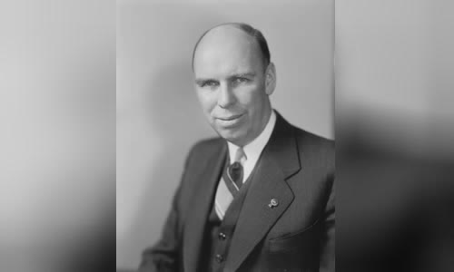 Owen Brewster