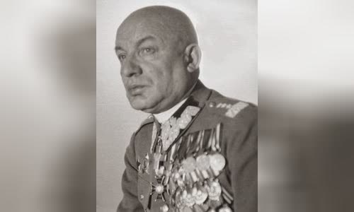 Karol ?wierczewski