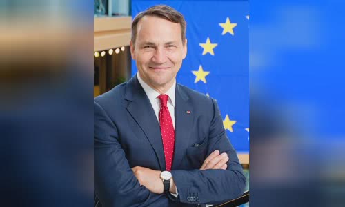 Rados?aw Sikorski