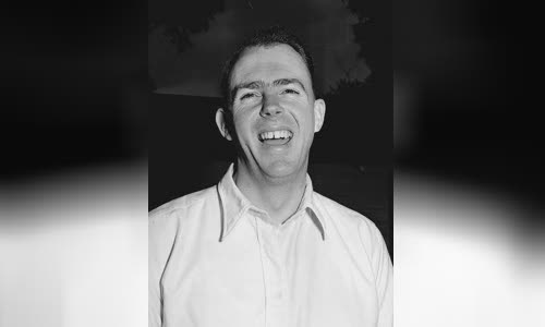 Bill Johnston (cricketer)