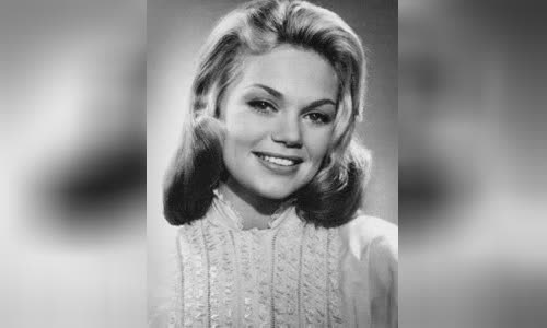 Dyan Cannon