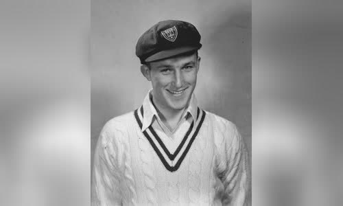 Graeme Hole
