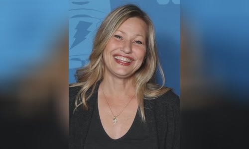 Joey Lauren Adams