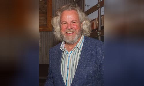 Robert Earl Keen