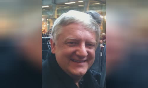 Simon Russell Beale