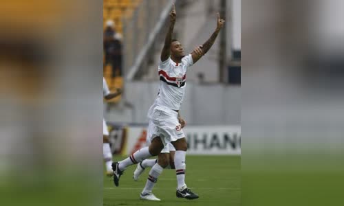 Léo Lima