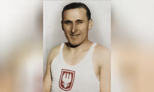 Janusz Kusoci?ski