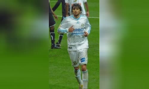Lucho González