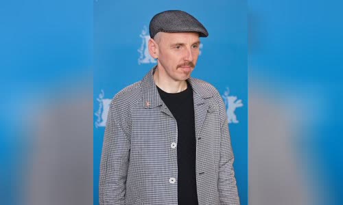 Ewen Bremner