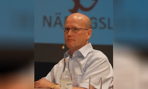 Thomas Östros