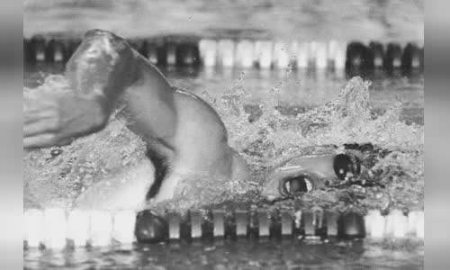 Jörg Hoffmann (swimmer)