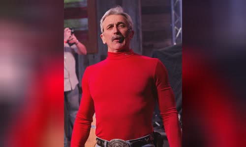 Aaron Tippin