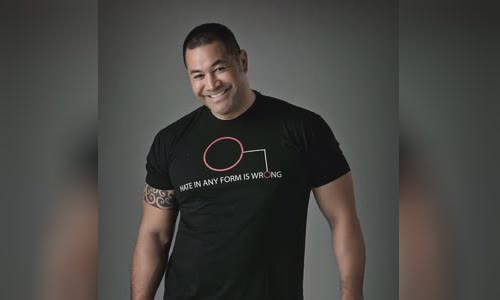 Esera Tuaolo