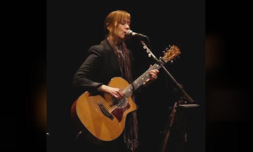 Suzanne Vega