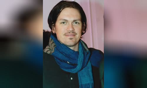 Steve Howey (actor)