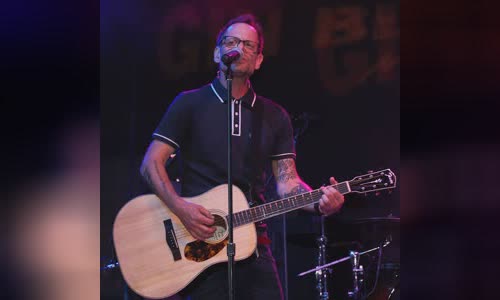 Robin Wilson (musician)