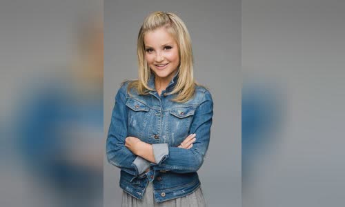 Helen Skelton