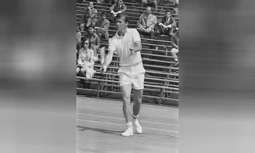 Dennis Ralston