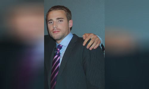 Dustin Milligan