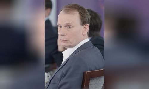Andrew Marr