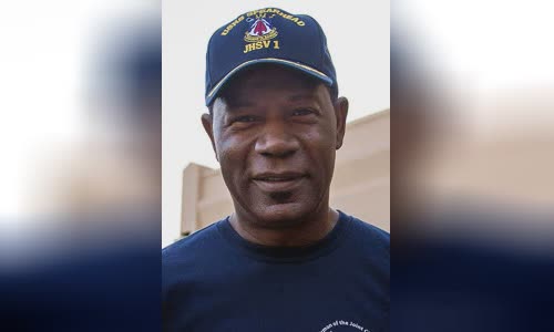 Dennis Haysbert
