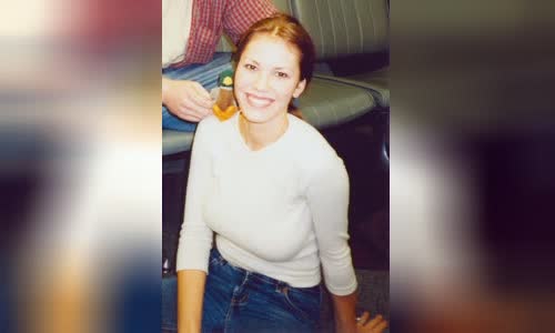 Nikki Cox