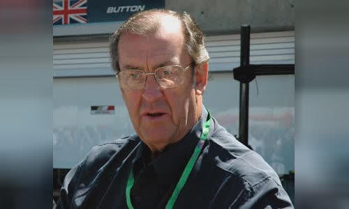 David Hobbs (racing driver)