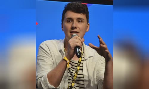 Daniel Howell