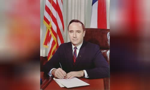 Robert W. Scott