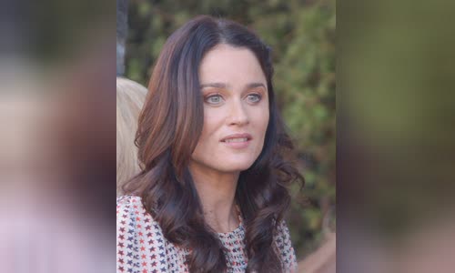 Robin Tunney