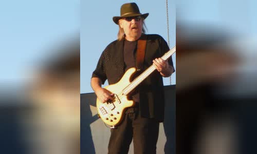 Larry Junstrom