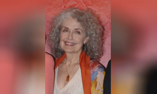 Mary Beth Peil