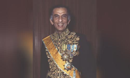 Jamshid Amouzegar