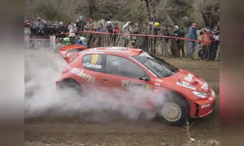 Daniel Carlsson (rally driver)