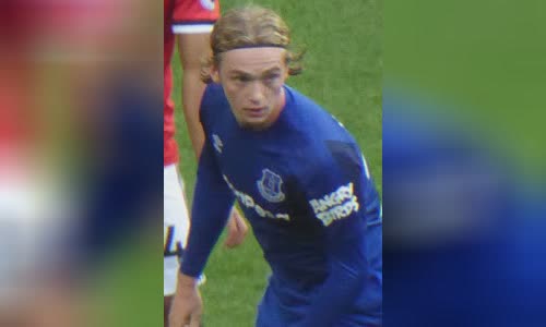 Tom Davies (footballer, born 1998)
