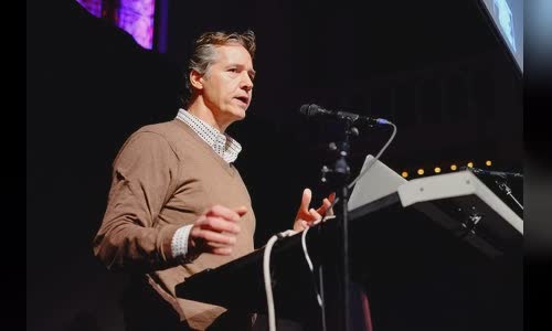 Thom Hoffman