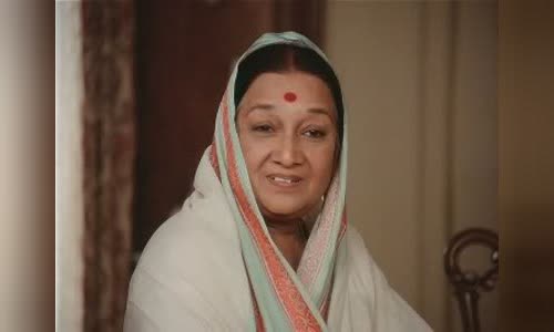 Dina Pathak