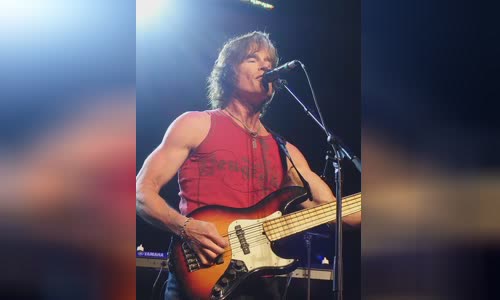 Ronn Moss