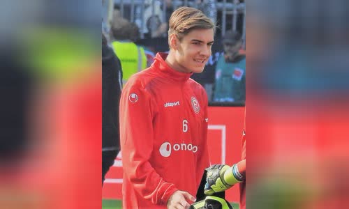 Florian Neuhaus