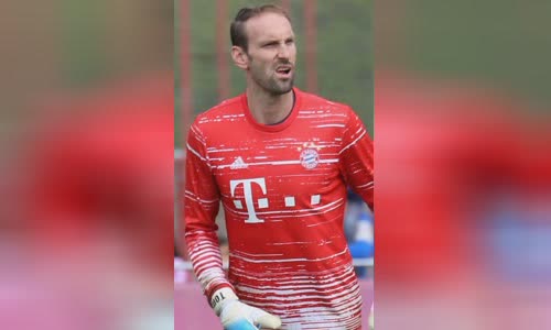 Tom Starke