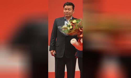 Hwang Young-cho