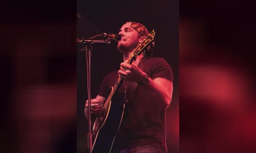Brett Young (singer)
