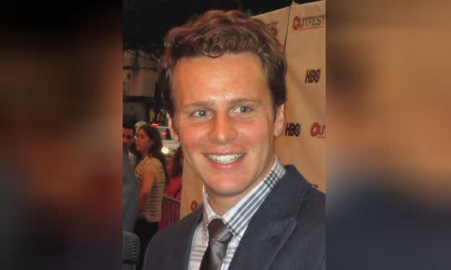 Jonathan Groff