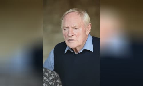 Julian Glover