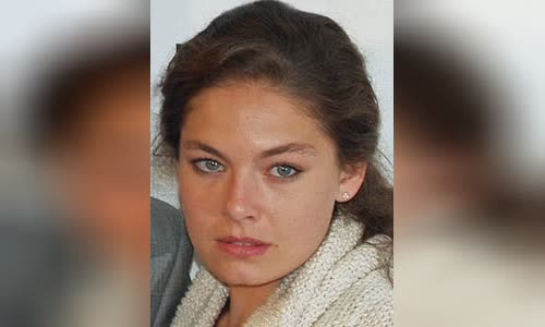 Alexa Davalos