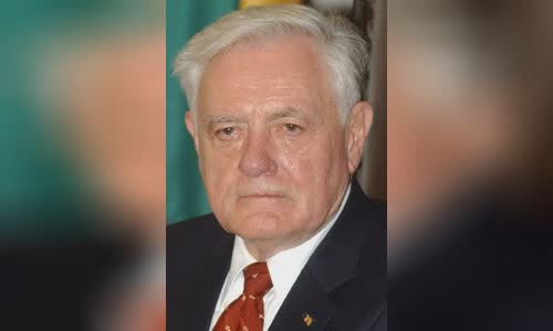 Valdas Adamkus